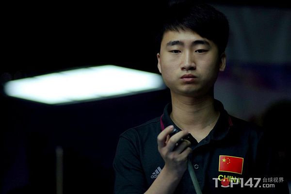 这位年轻的 这位年轻的