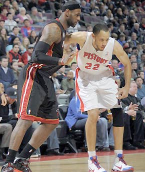 迅速调整的 迅速调整的